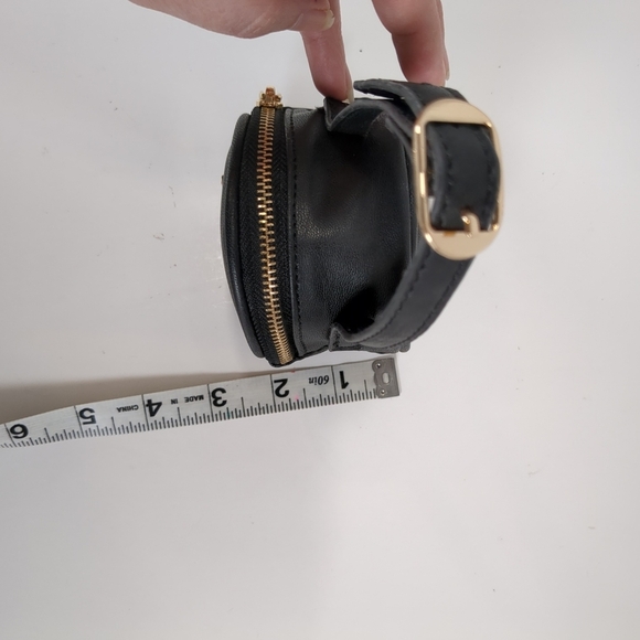 Bebe Los Angeles  Round Black Coin Purse Adjustable Strap - Picture 6 of 7